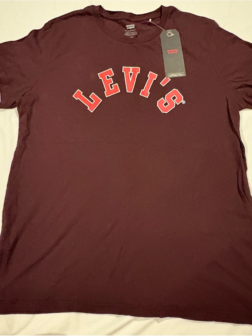 Womens Levi's Classic Logo T-shirt Size: Large W/Tag
